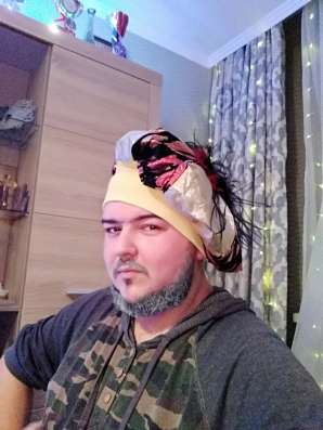 Максим, 26 лет, хочет познакомиться