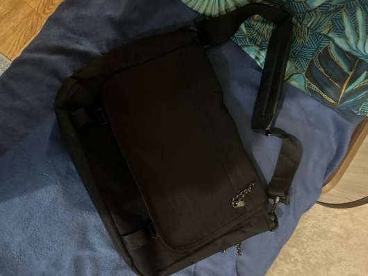 Сумка Eastpak Delegate