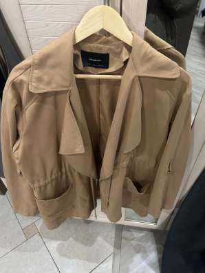 Плащ Stradivarius
