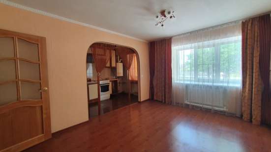 Продам 2 ком. квартиру в с. Становое