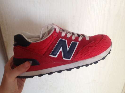 New balance красные в Москве фото 5