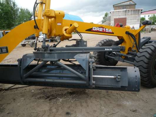 Автогрейдер XCMG GR215A в Якутске