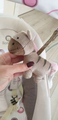 Электронные качели Lionelo Robin Pink в Москве