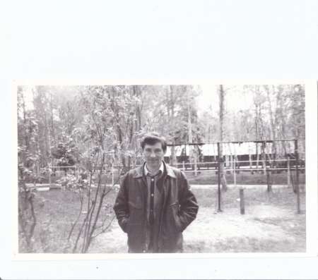 Виктор, 68 лет, хочет пообщаться