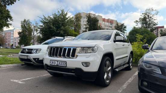 Jeep GRAND CHEROKEE