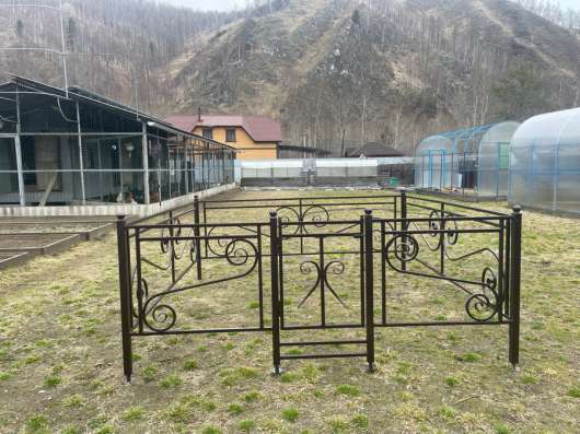 Продаю ритуальные оградки очень хорошего качества.