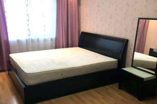 Продам однокомнатную квартиру в Краснодар.Жилая площадь 38  кв.м.Этаж 9.Дом монолитный. в Краснодаре