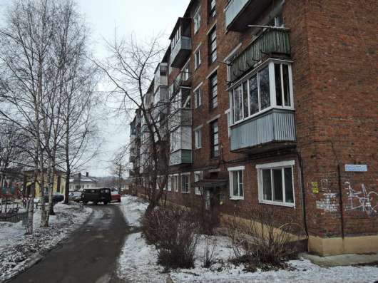 Продам двухкомнатную квартиру в Павловский Посад.Жилая площадь 40  кв.м.Этаж 5.Дом кирпичный.
