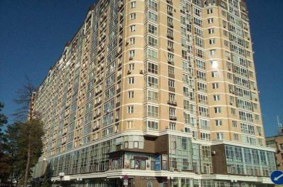 Продам однокомнатную квартиру в Краснодар.Жилая площадь 39  кв.м.Этаж 10.Дом кирпичный.