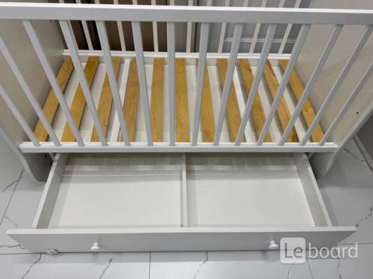 Продам детскую кроватку в Тюмени фото 5