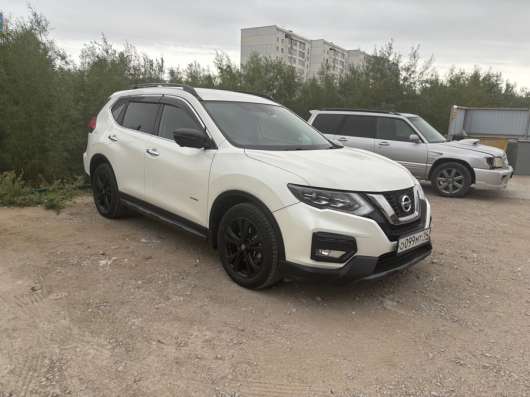 ПРОДАЮ NISSAN X-TRAIL 2018 ГИБРИД