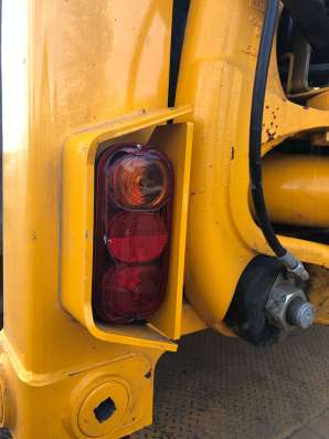 Экскаватор-погрузчик JCB 3CX в Москве фото 3