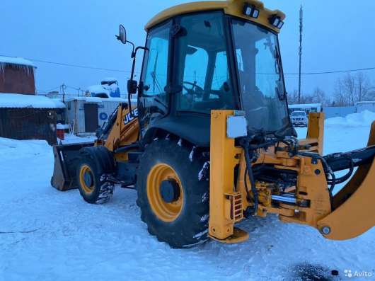 Экскаватор-погрузчик JCB 3CX в Тюмени фото 3