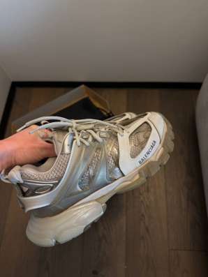 Balenciaga track clear soue