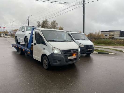 Продает свой эвакуатор