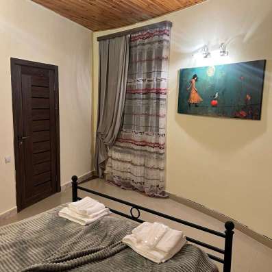 Ptghni Hotel