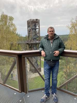 Eduard, 45 лет, хочет пообщаться