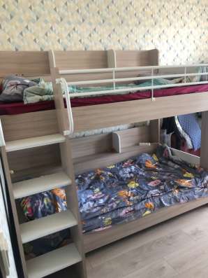 Двухэтажная кровать в Москве