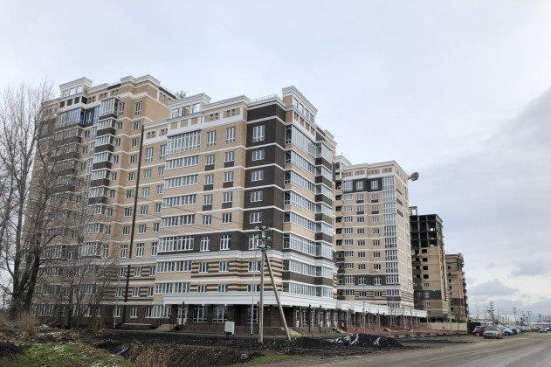 Продам однокомнатную квартиру в Краснодар.Жилая площадь 45,20  кв.м.Этаж 12.Дом монолитный.