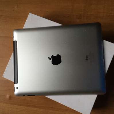 Продаю iPad 4,64 гб в Екатеринбурге