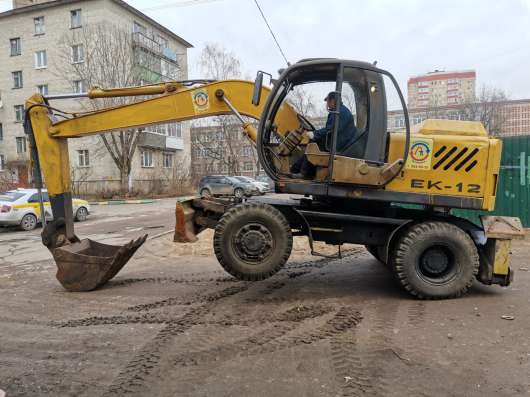 Экскаватор ТВЭКС ЕК-12 в Москве фото 8
