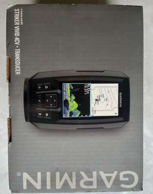 Эхолот Garmin STRIKER Vivid 4cv