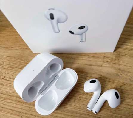 Безпроводные наушники AirPods 3