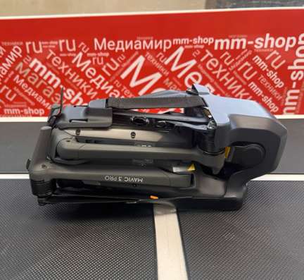 Квадрокоптер DJI Mavic 3 Pro