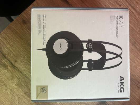 Наушники AKG K72