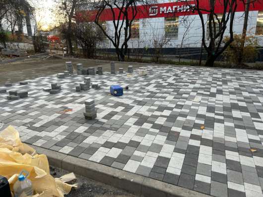 Укладка тротуарной плитки в Москве фото 4
