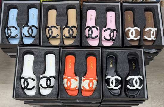 Шлепки Chanel p38,39