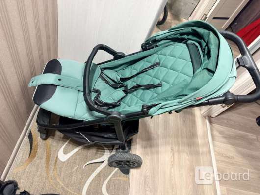 Продам коляску в Сургуте