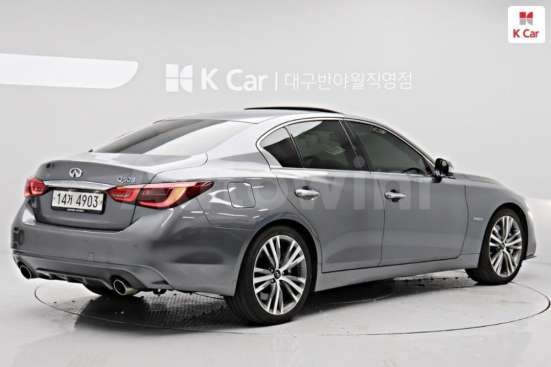 Infiniti Q50 в Владивостоке фото 11