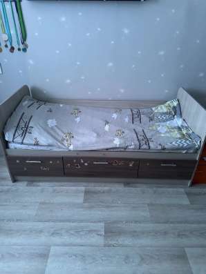 Продам кровать детская с 3 ящиками