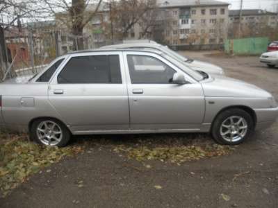 легковой автомобиль ВАЗ 21108