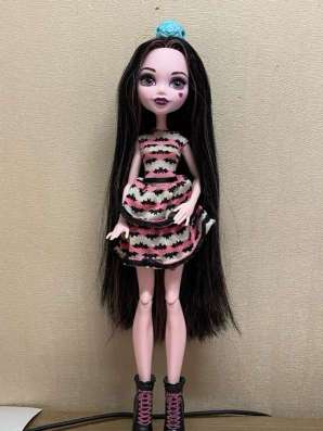 Кукла Monster High Стильные прически Дракулаура в Комсомольске-на-Амуре фото 11