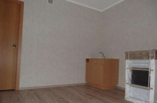 Продам трехкомнатную квартиру в Краснодар.Жилая площадь 82  кв.м.Этаж 7.