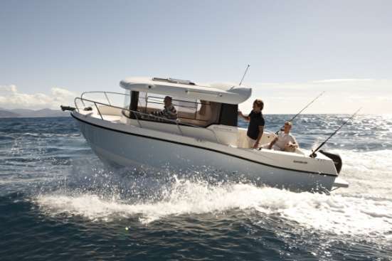 Quicksilver 675 Pilothouse в Москве фото 6