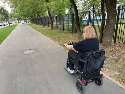 Продаю электротрицикл спутник