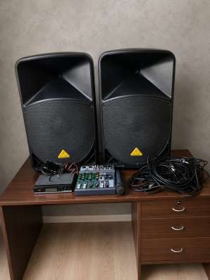 Акустическая система Behringer Eurolive B115D