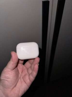 Айрподс AirPods