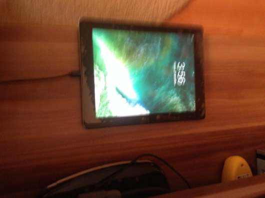 Продаю Планшет Apple iPad Air 32Gb Wi-Fi + Cellula