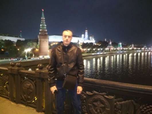 Константин, 45 лет, хочет пообщаться