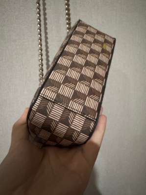 Сумка Guess в Махачкале фото 3