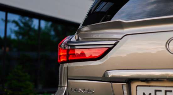 Продам Lexus LX570 в Уссурийске фото 8