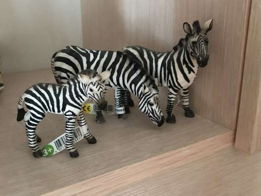 Schleich(шляйх) игрушки, Семья зебр комплект