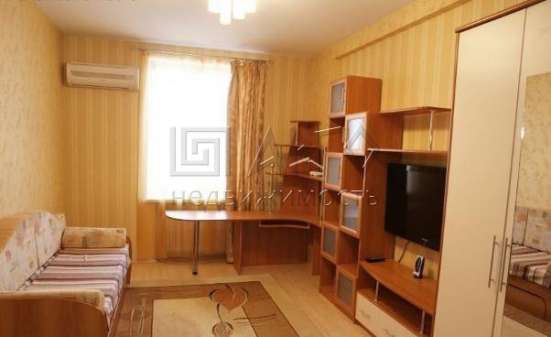 Сдам комнату в Санкт-Петербурге. Жилая площадь 40 кв.м. в Санкт-Петербурге
