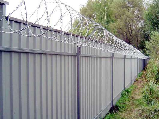 Колючая проволока Егоза. Монтаж, продажа в Москве фото 27