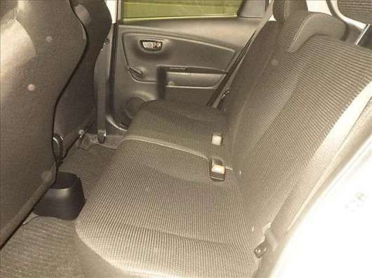 Toyota Vitz, 2017 под заказ в Владивостоке фото 6