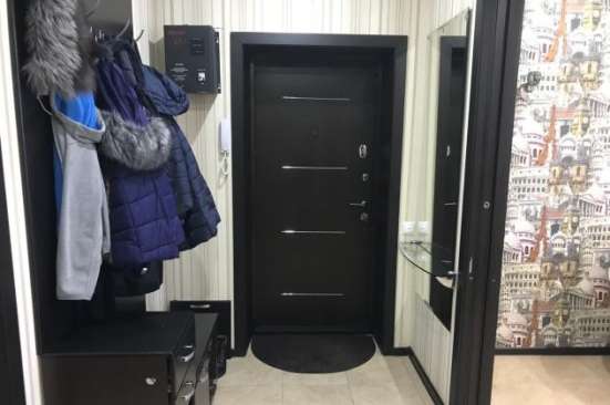 Продам трехкомнатную квартиру в Краснодар.Жилая площадь 80  кв.м.Этаж 4.Дом кирпичный. в Краснодаре